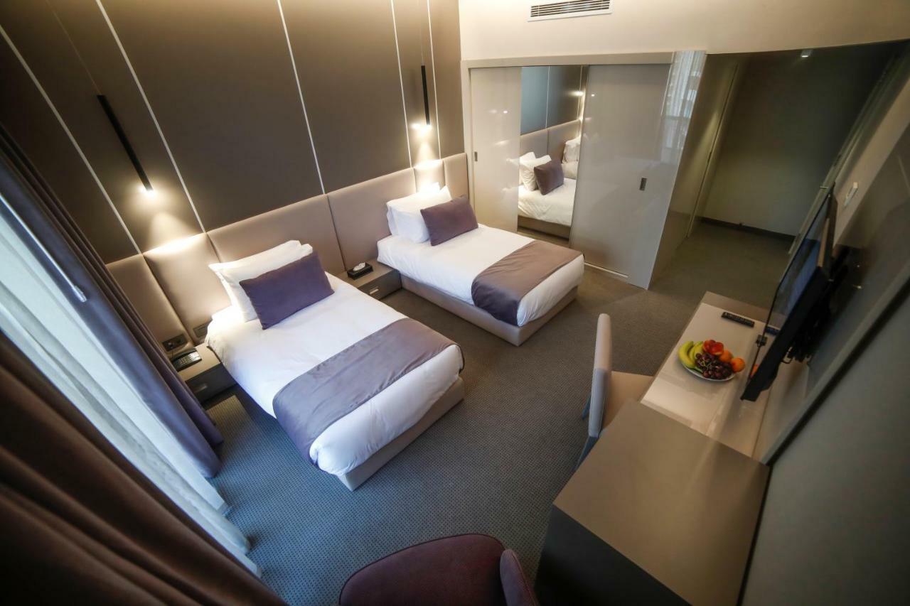 Rawsheh 51 Hotel Beirut Exterior foto