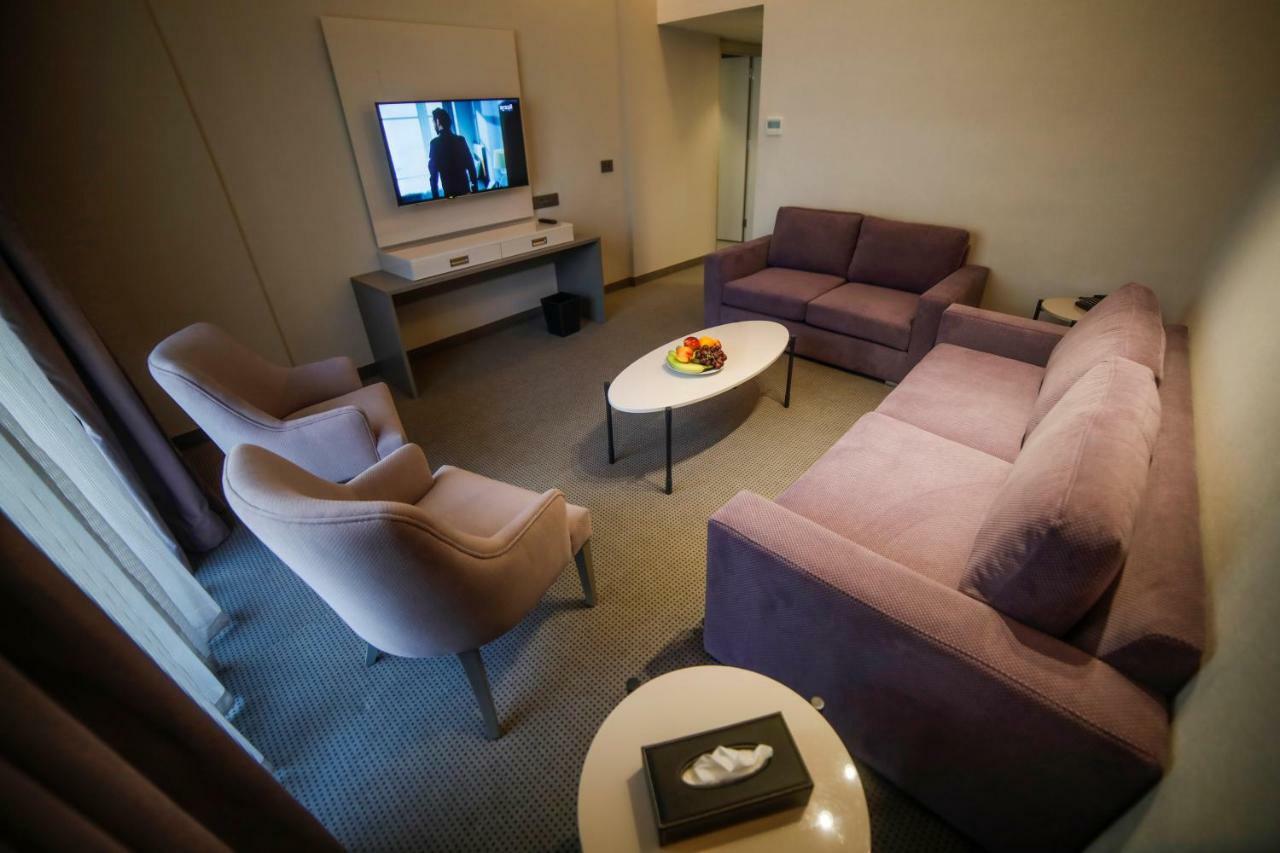 Rawsheh 51 Hotel Beirut Exterior foto
