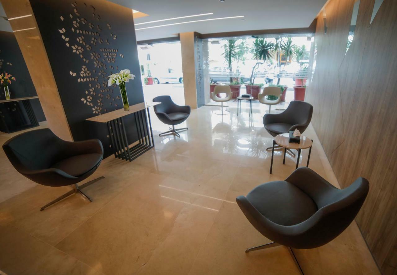 Rawsheh 51 Hotel Beirut Exterior foto